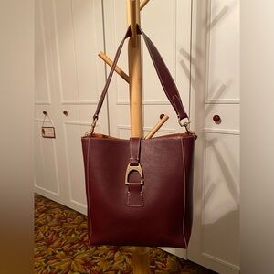 Dooney saffiano burgundy leather shoulder bag/bucket bag with wristlet
